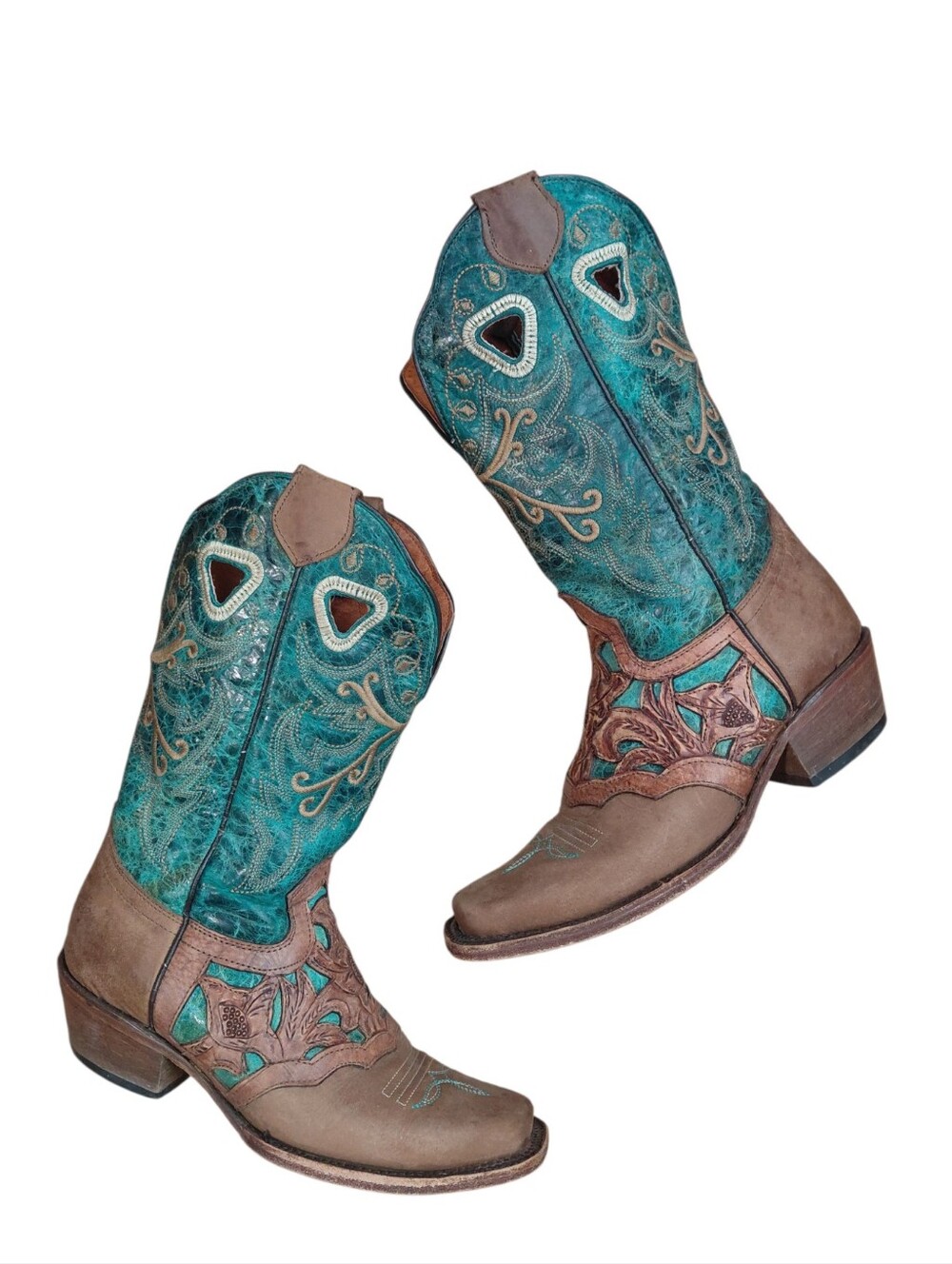 Turquoise Embroidered Western Cowboy Boots Size 6 Cowgirl Boots